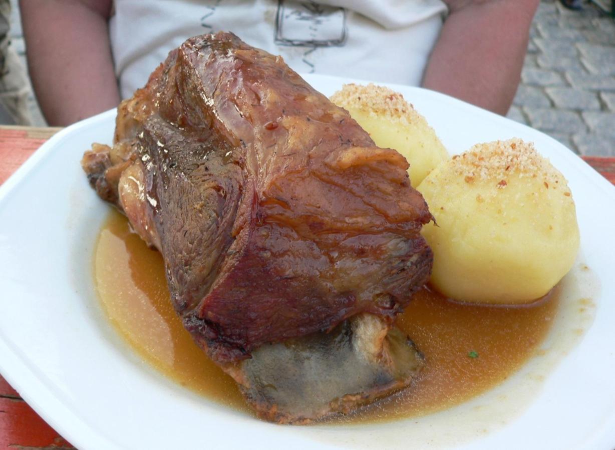 Dinkelsbühl Gasthaus Dollinger מראה חיצוני תמונה