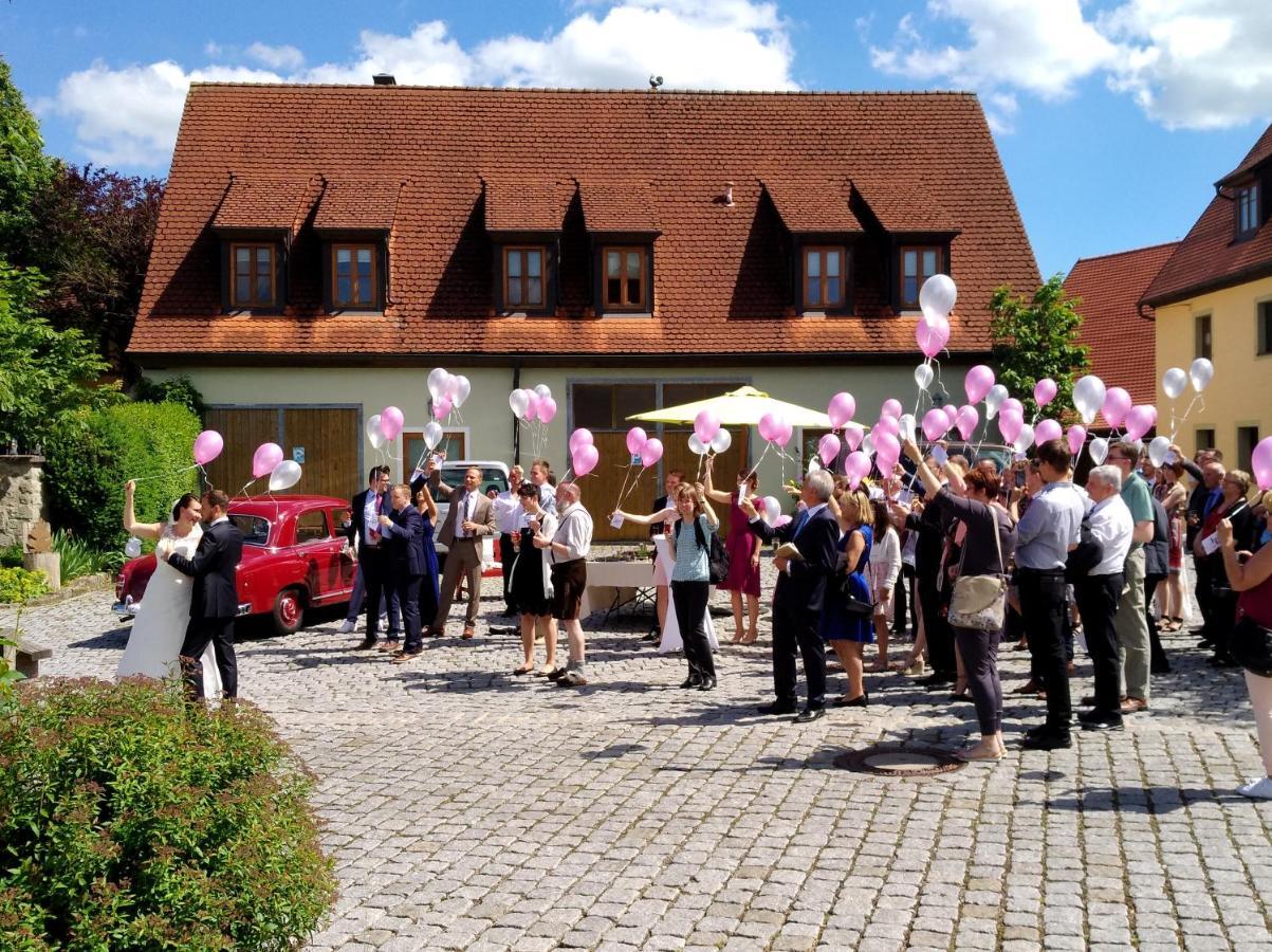 Dinkelsbühl Gasthaus Dollinger מראה חיצוני תמונה